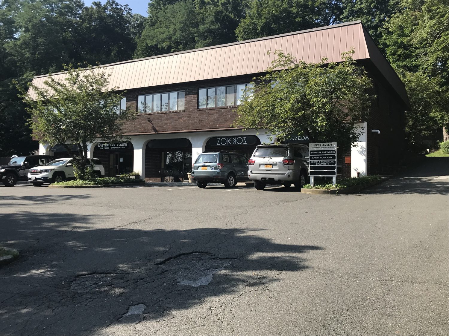 1250 Pleasantville Road, Briarcliff Manor, NY